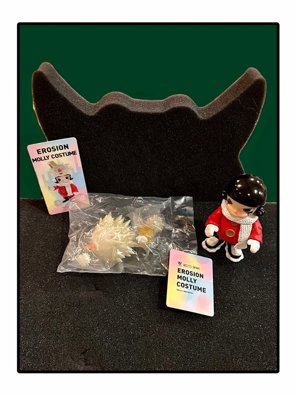 POP MART × INSTINCTOY Erosion Molly Costume Series Figure Snowy Molly